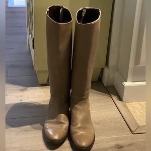 Jil Sander riding boots. Size EU 37 in Taupe color
